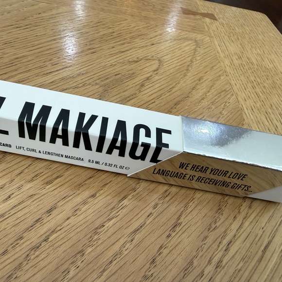 IL MAKIAGE Silver Black Mascara - Picture 3 of 5